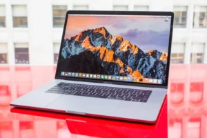 Apple Macbook Pro 15 Laptop