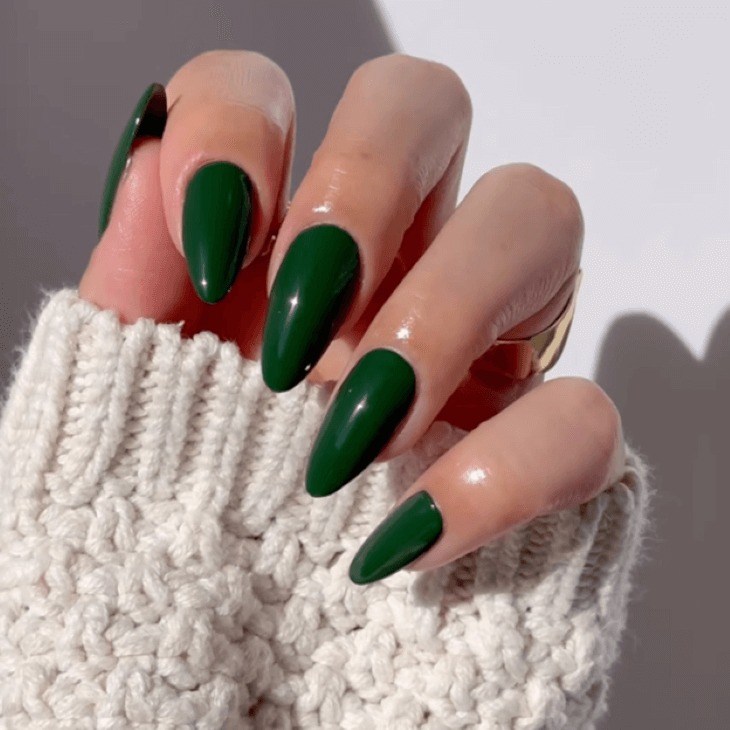 Emerald Green Nail Paint