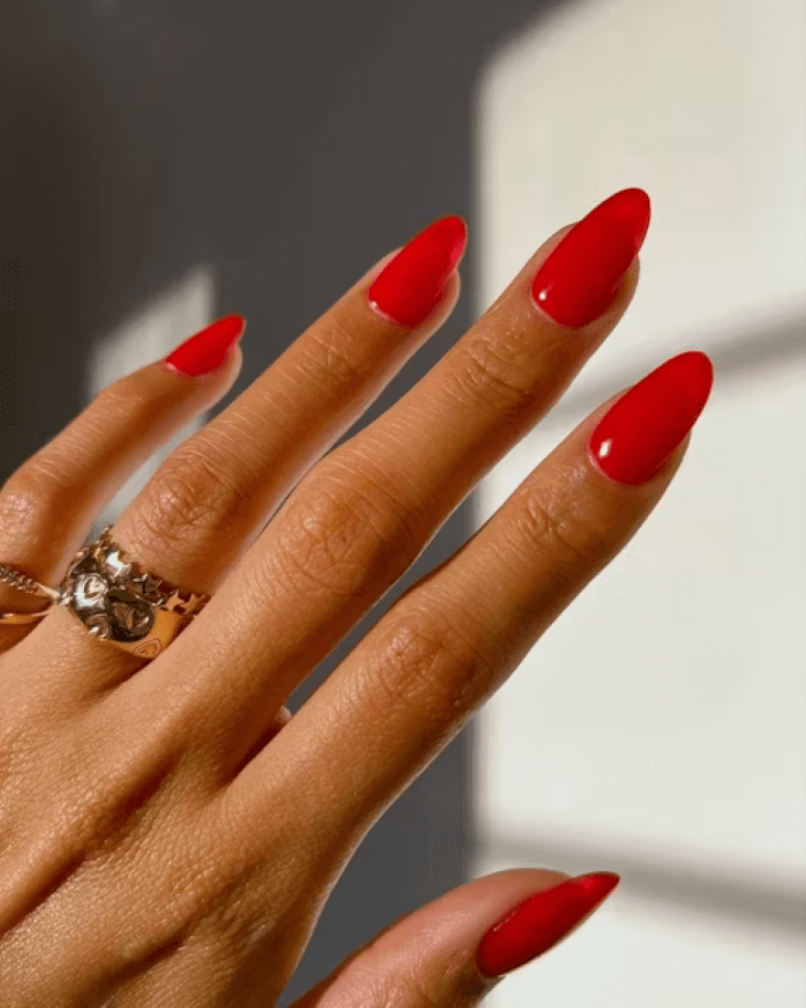 Nail Paint Red Classic